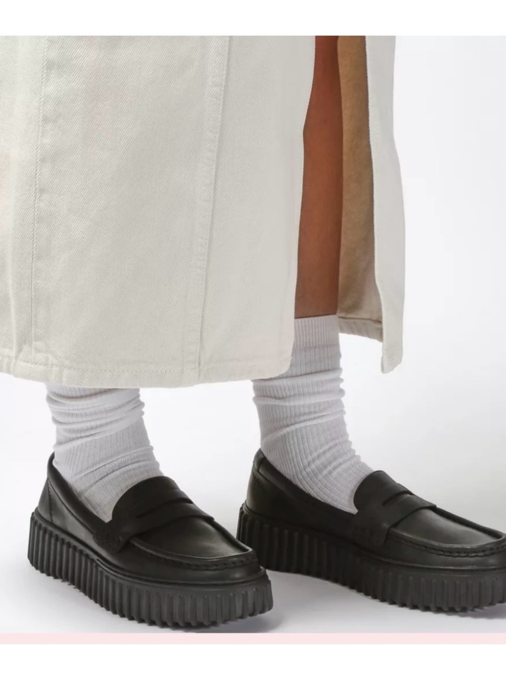 🔹CLARKS 🔹black leather Torhill Platform Penny Loafers